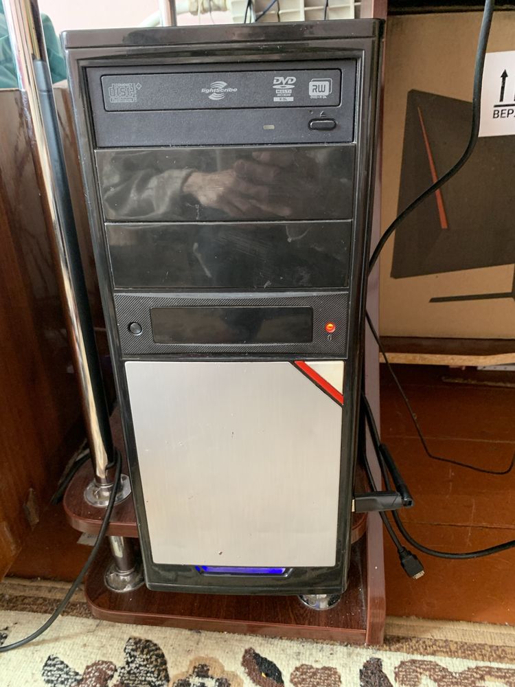 Продам ПК + Монітор 22” | Xeon E3-1230 | GTX 650 Ti | 8GB RAM
