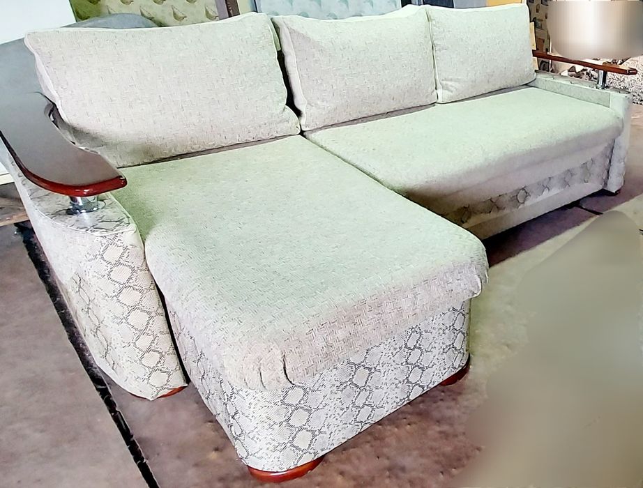 Продам угловой диван. Доставка