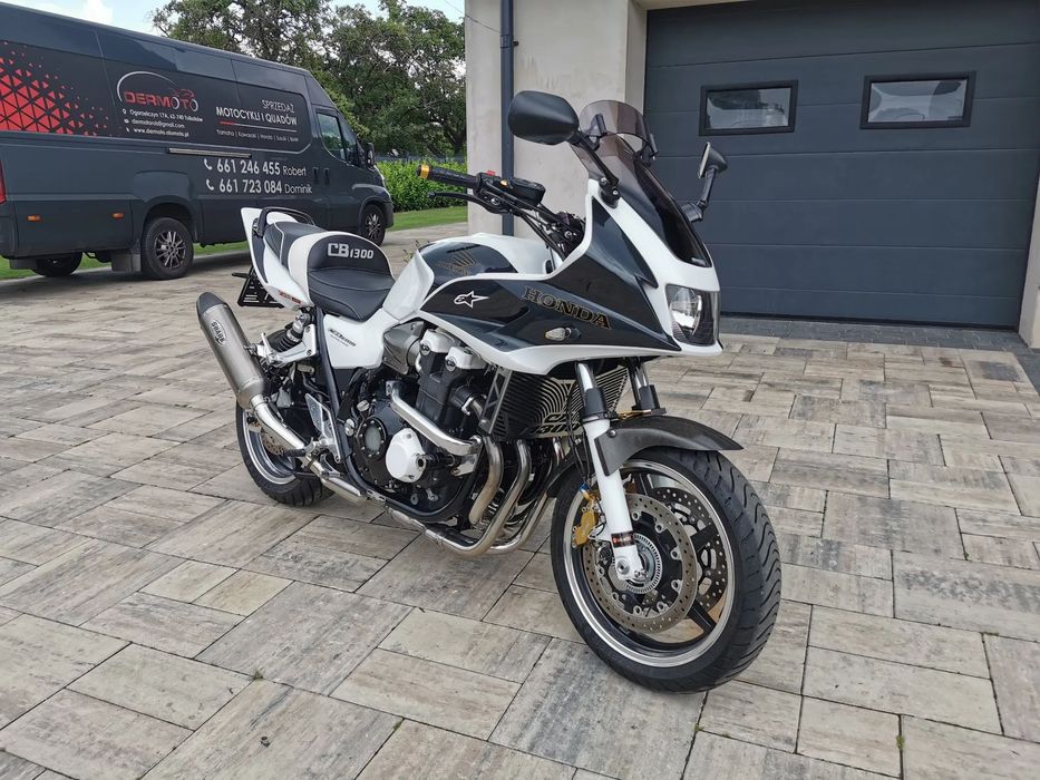 Honda CB CB 1300 F Super Four Mega Doimwestowany Bezwypadkowy Raty Kredyt Trans