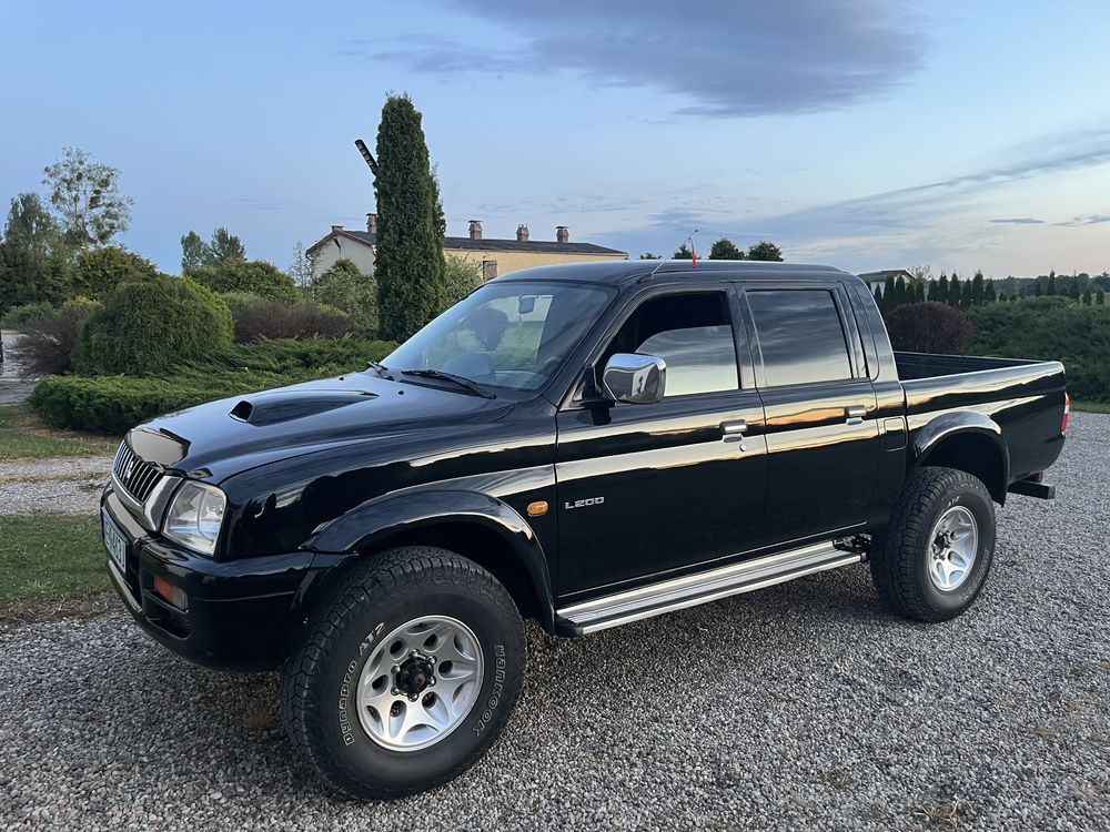 Mitsubishi l200