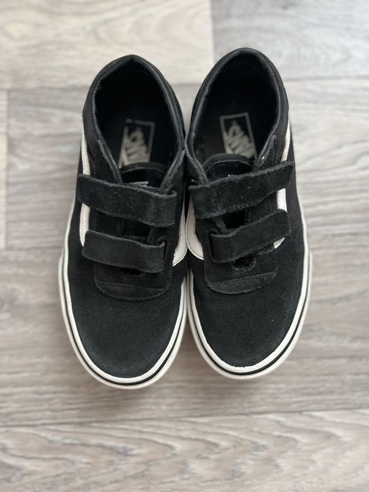 Кросівки, кеди Nike, Zara, Vans р.32-33