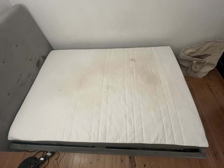 Cama de casal + colchão