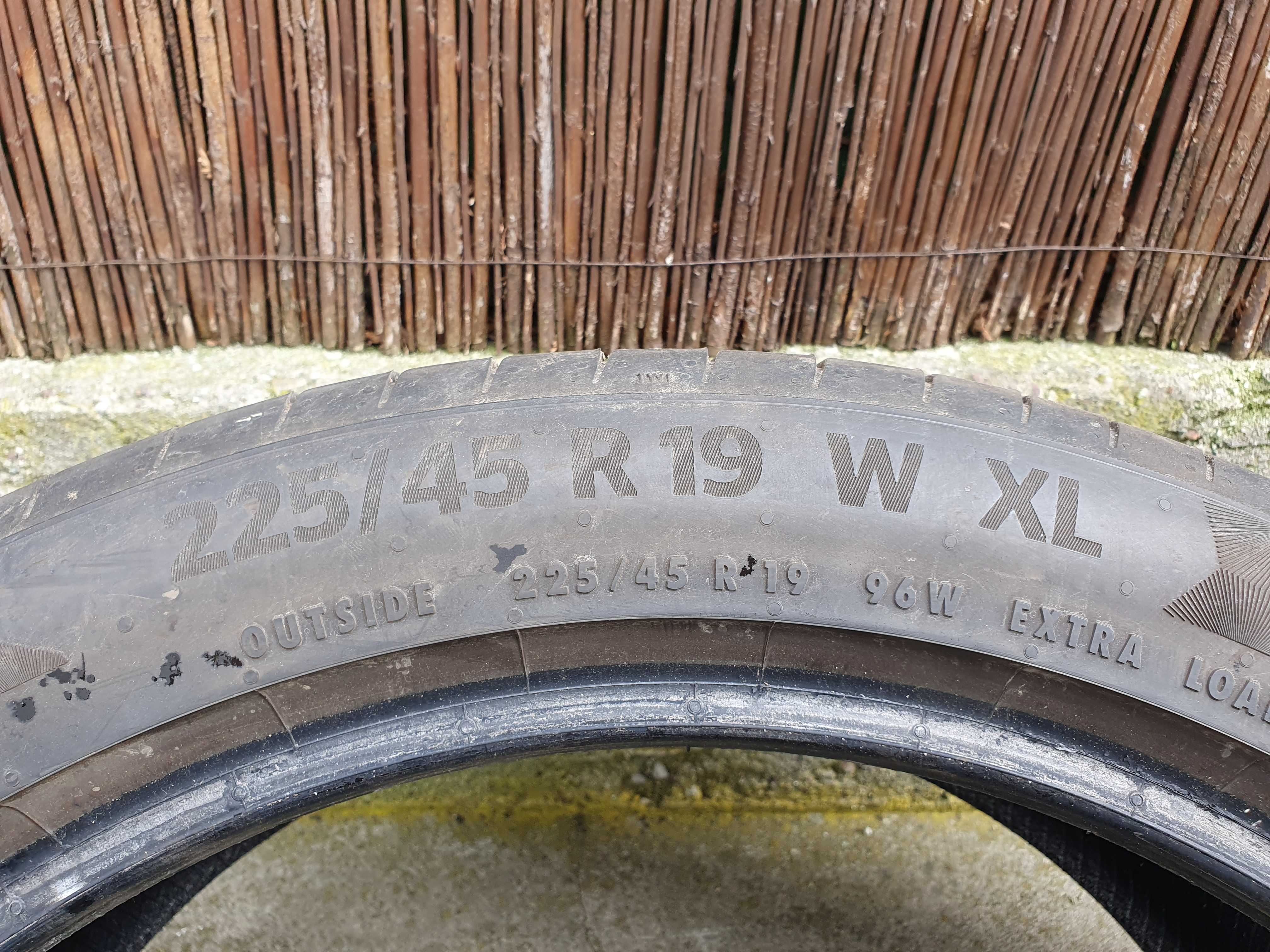4x 225/45/19 96W XL Continental Premium Contact 6 5mm 2022r.