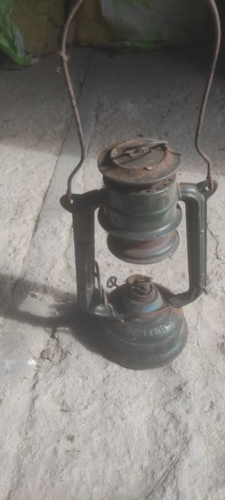 Stara lampa naftowa