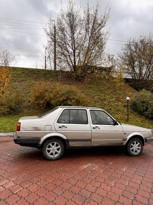 Продам автомобіль volkswagen jetta 2