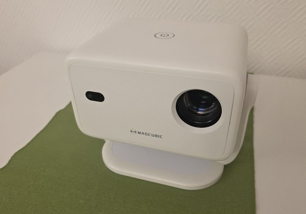 Projektor Magcubic L018 jak nowy
