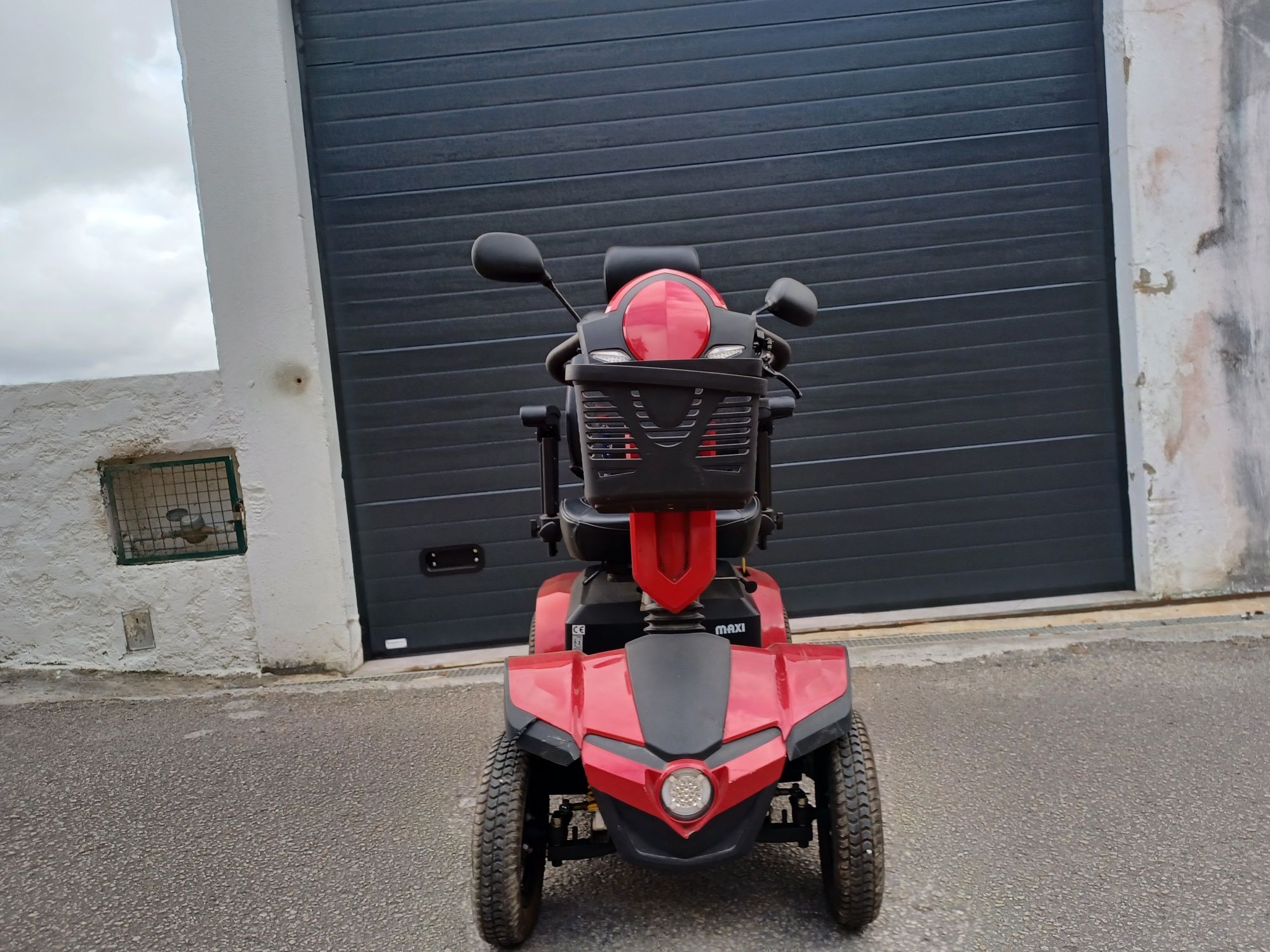 Scooter Eléctrica HCT WiseRed nova