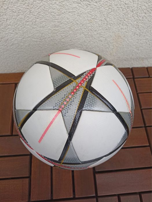 Piłka Adidas Champions League OMB