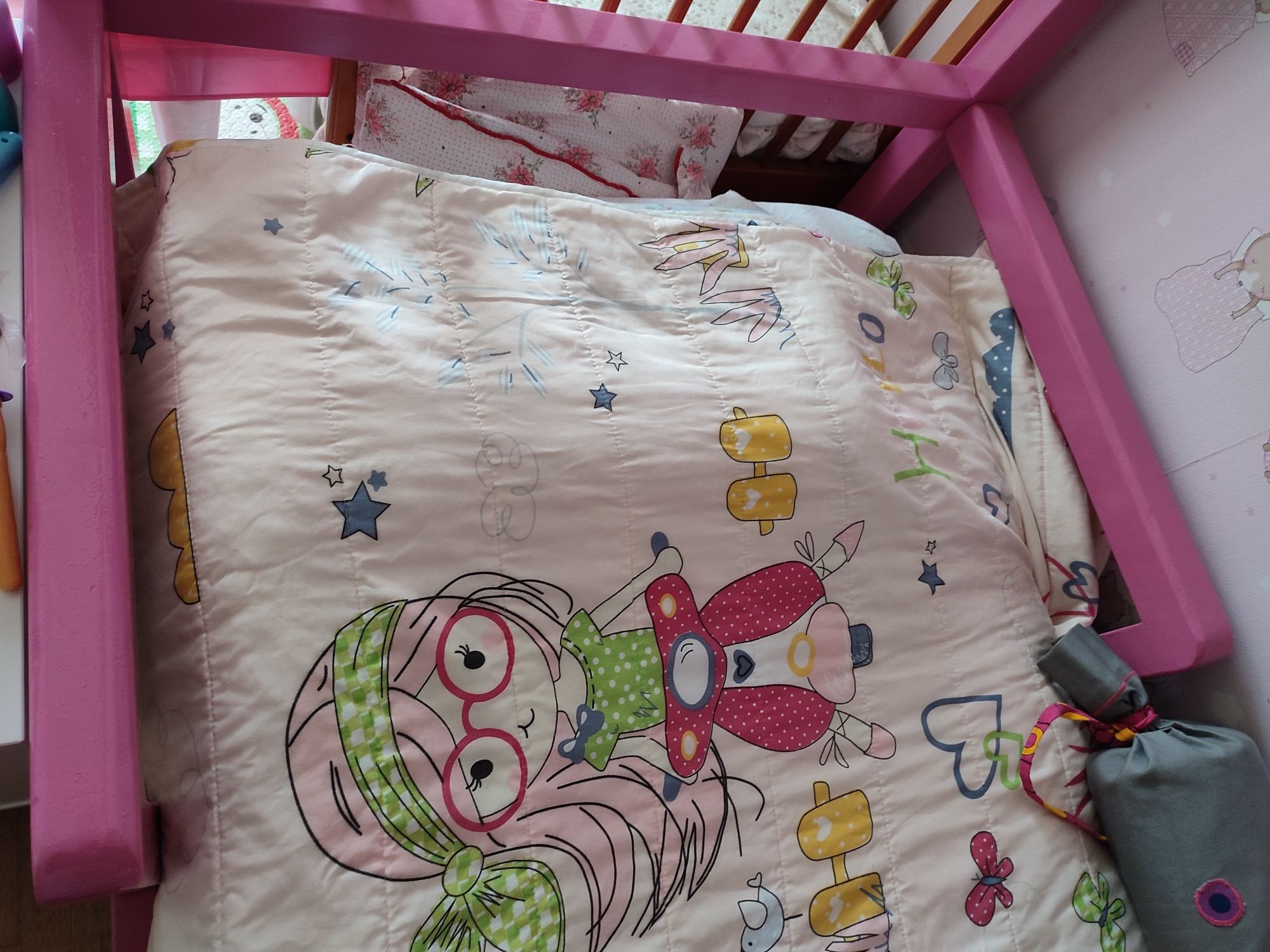 Cama feita à mão, personalizada