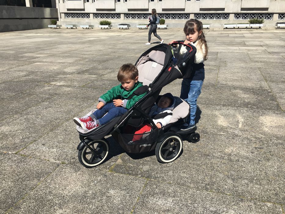 Carrinho de bebé (2 crianças) Phil&Ted + acessorios