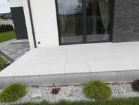 Kamień Granit G602 Bianco Sardo 60x60x2 na zewnątrz, taras, podest