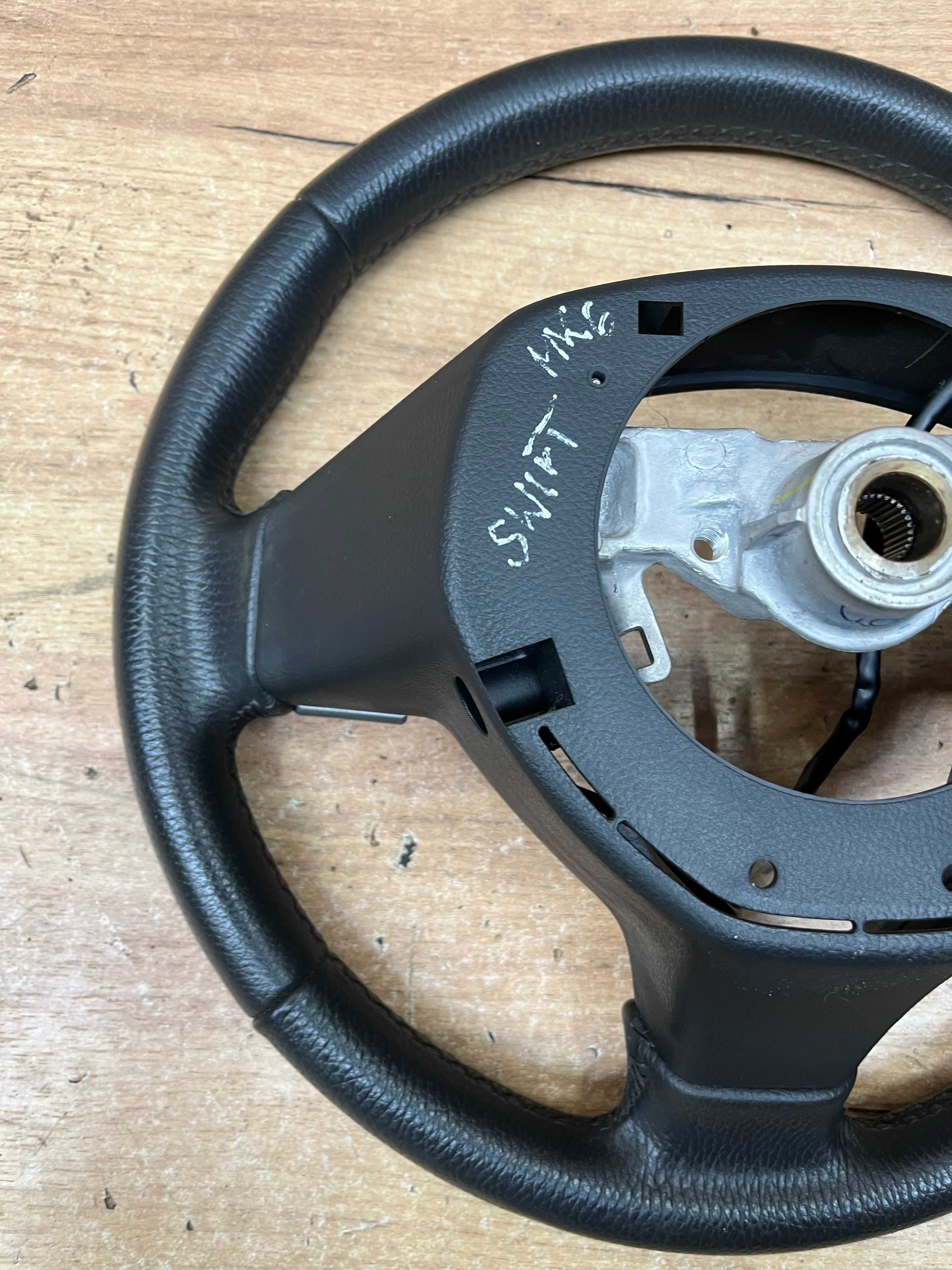 Kierownica Suzuki Swift Mk6