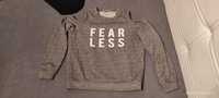 Fearless bluza z napisem szara bluzka na długi rękaw z wycięciami