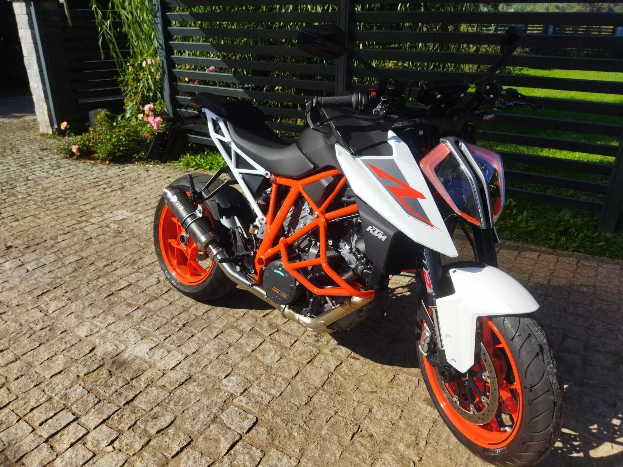 KTM SuperDuke R 2019