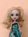 Lalka Monster High Lagoona Blue + 2 dodatkowe sukienki
