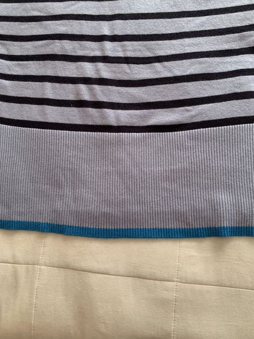 Camisola de malha de gola alta azul
