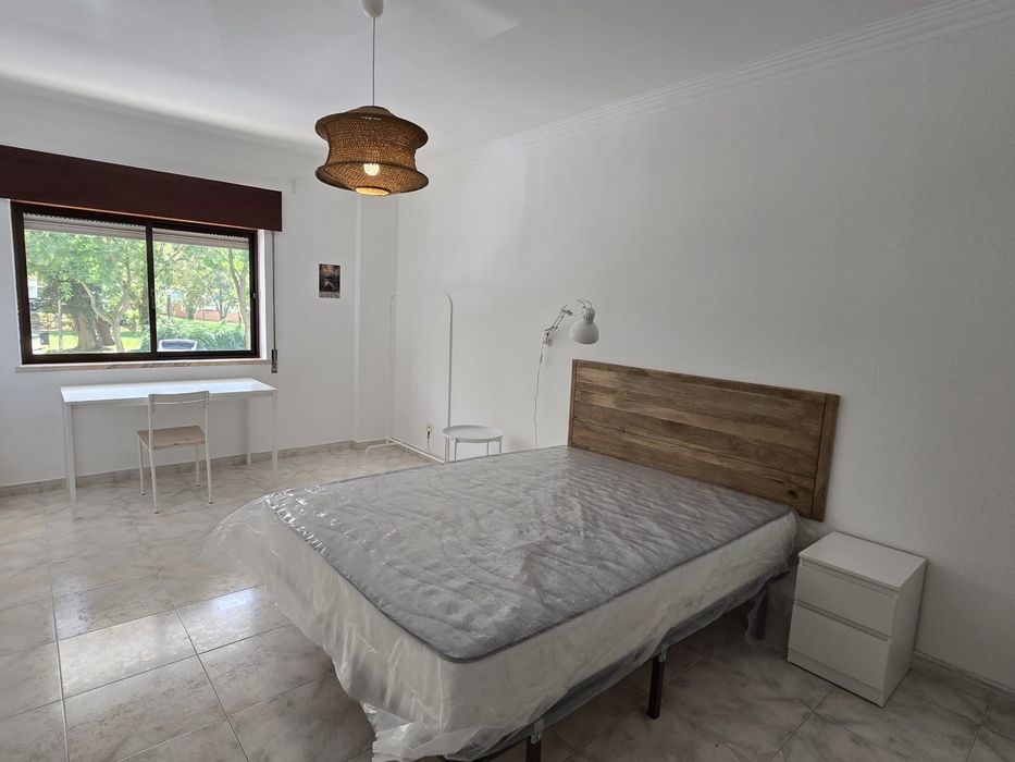 Quarto novo em Vanicelos - Bairro do Liceu