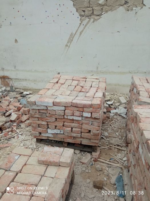 Продам кирпич красный, белый