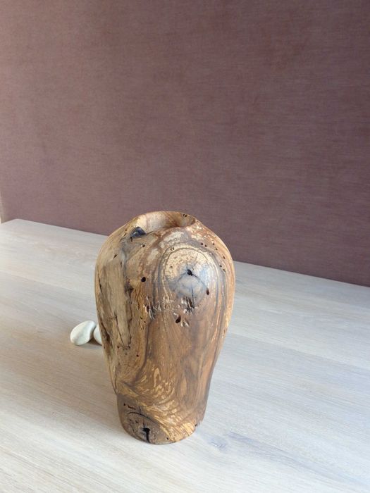 ваза з дерева подарункова