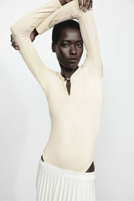 Body H&M ecru krem