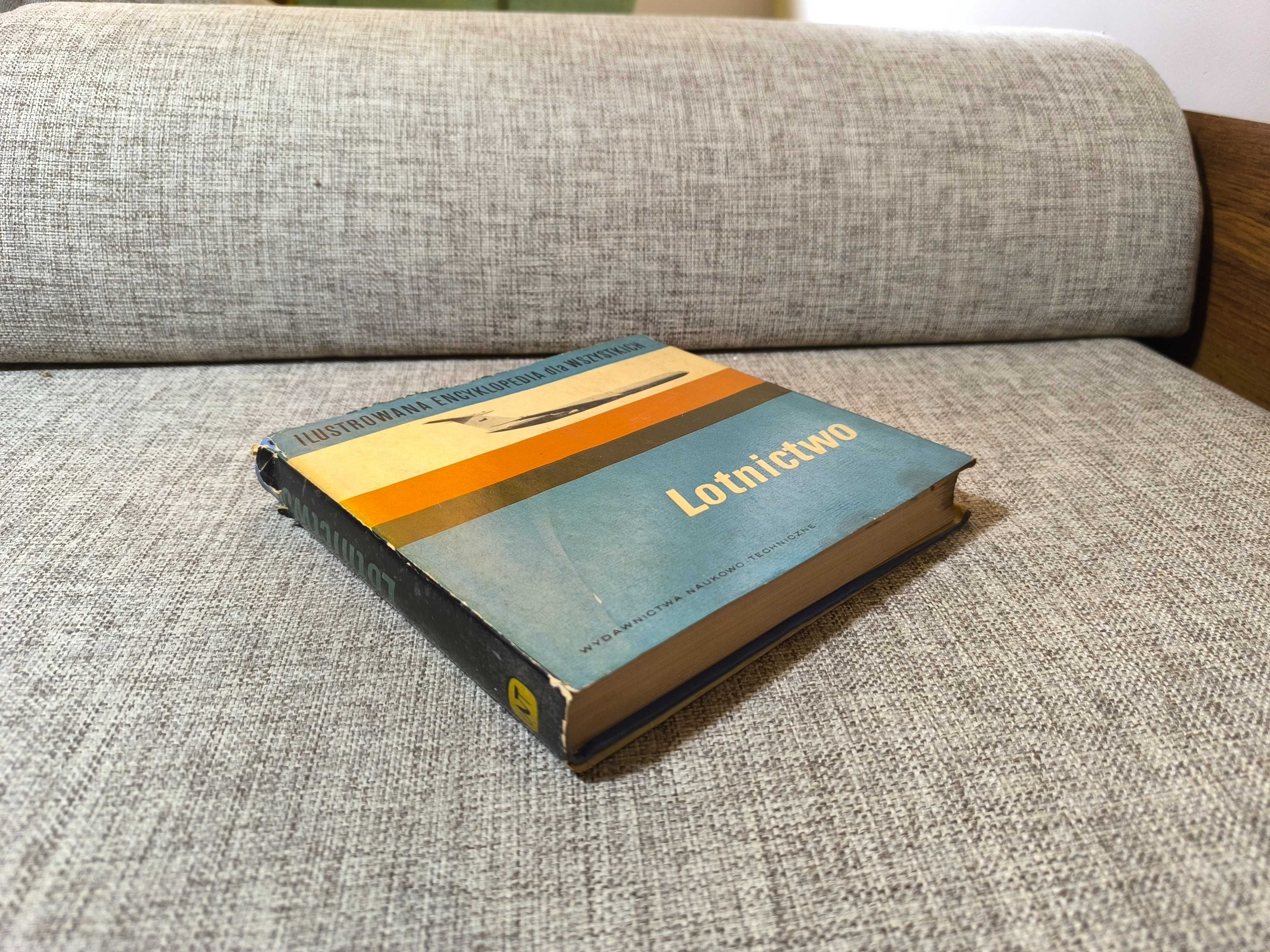 Ilustrowana encyklopedia dla Wszystkich - Lotnictwo