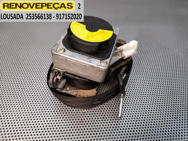 Cinto trás direito VOLKSWAGEN Passat Variant (3B6)