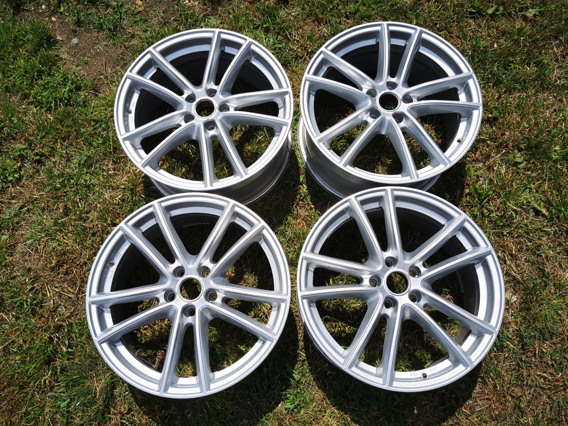 Felgi 18 Audi A3 A4 B7 B8 A6 C6 VW Seat Skoda  Alufelgi 5x112 8.0J