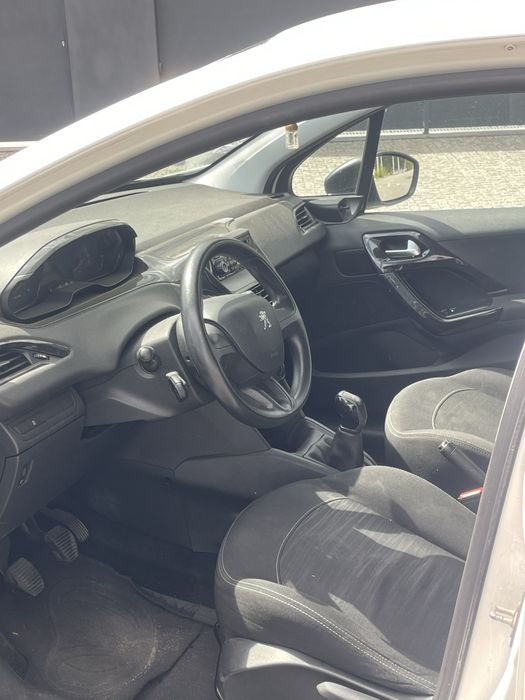 Peugeot 208 1.4 disel