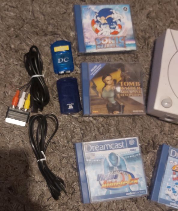 Dreamcast com Jogos e Acessórios.