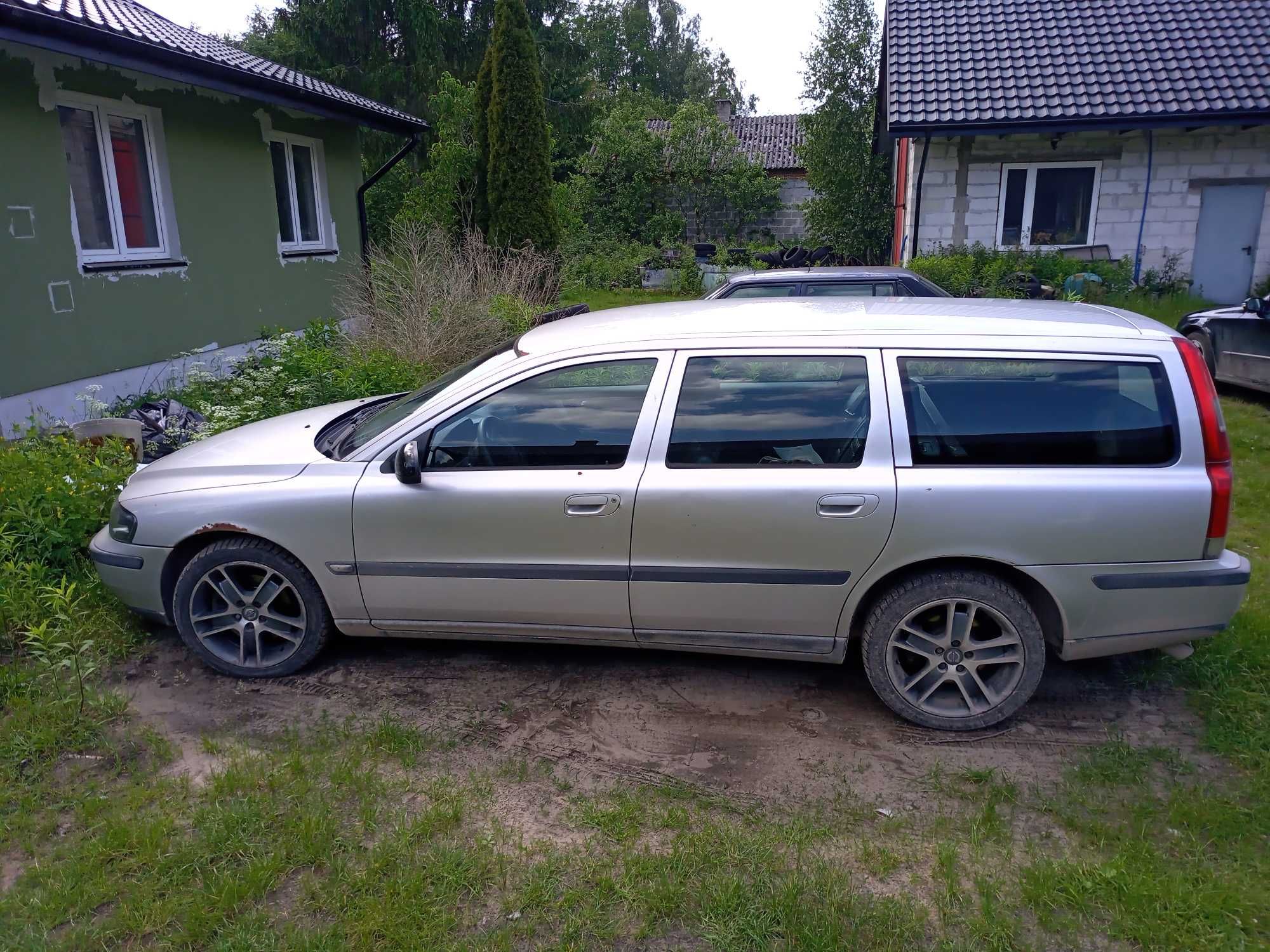 Volvo v70 (2,4d 163km)
