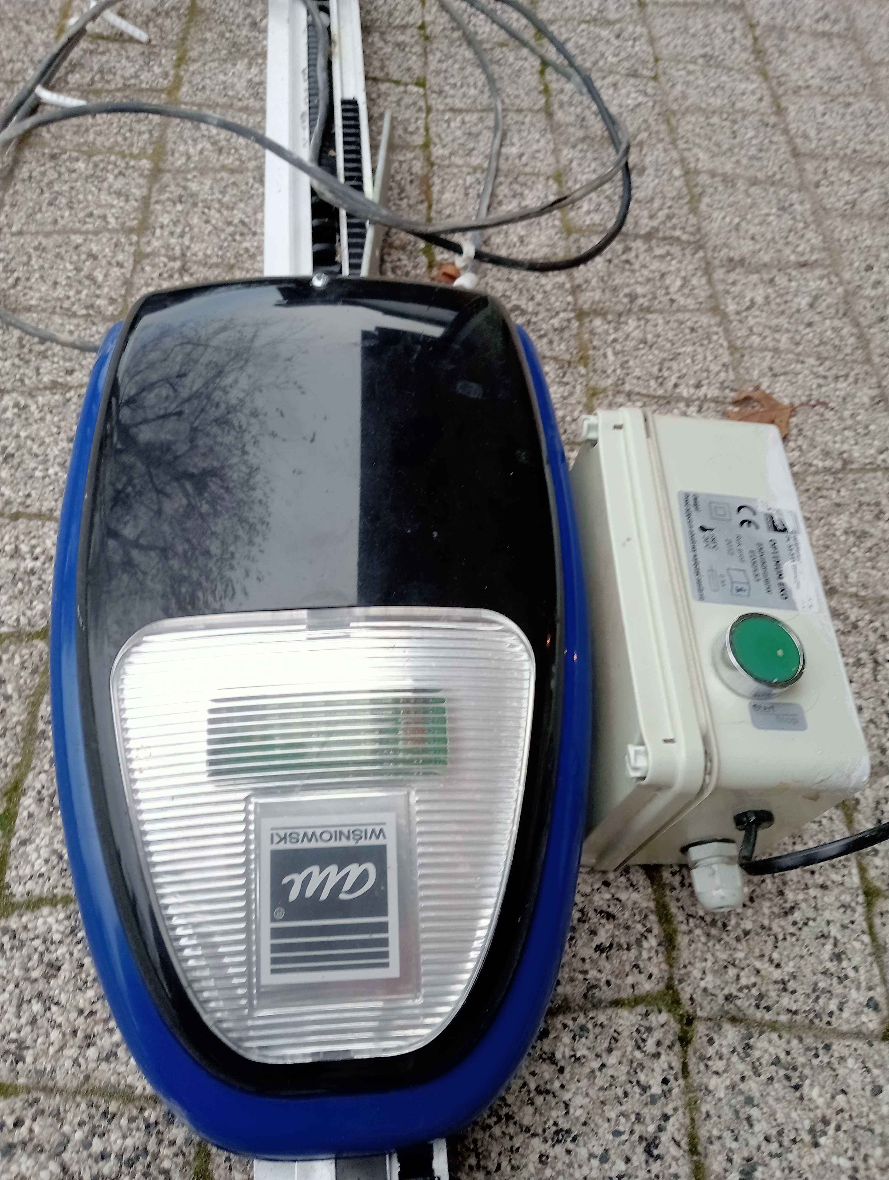 Napęd bramy garażowej segmentowej