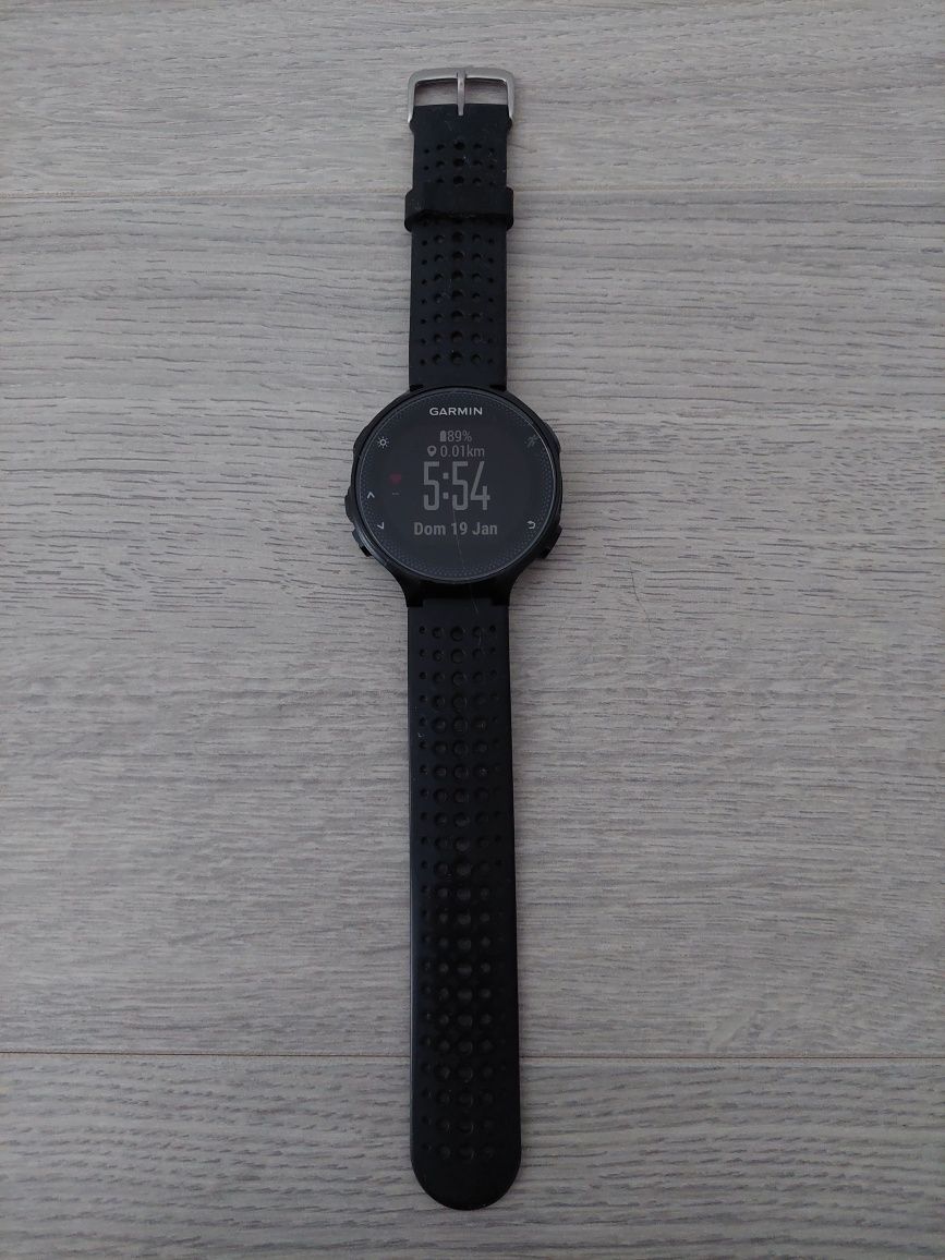 Garmin Forerunner 235