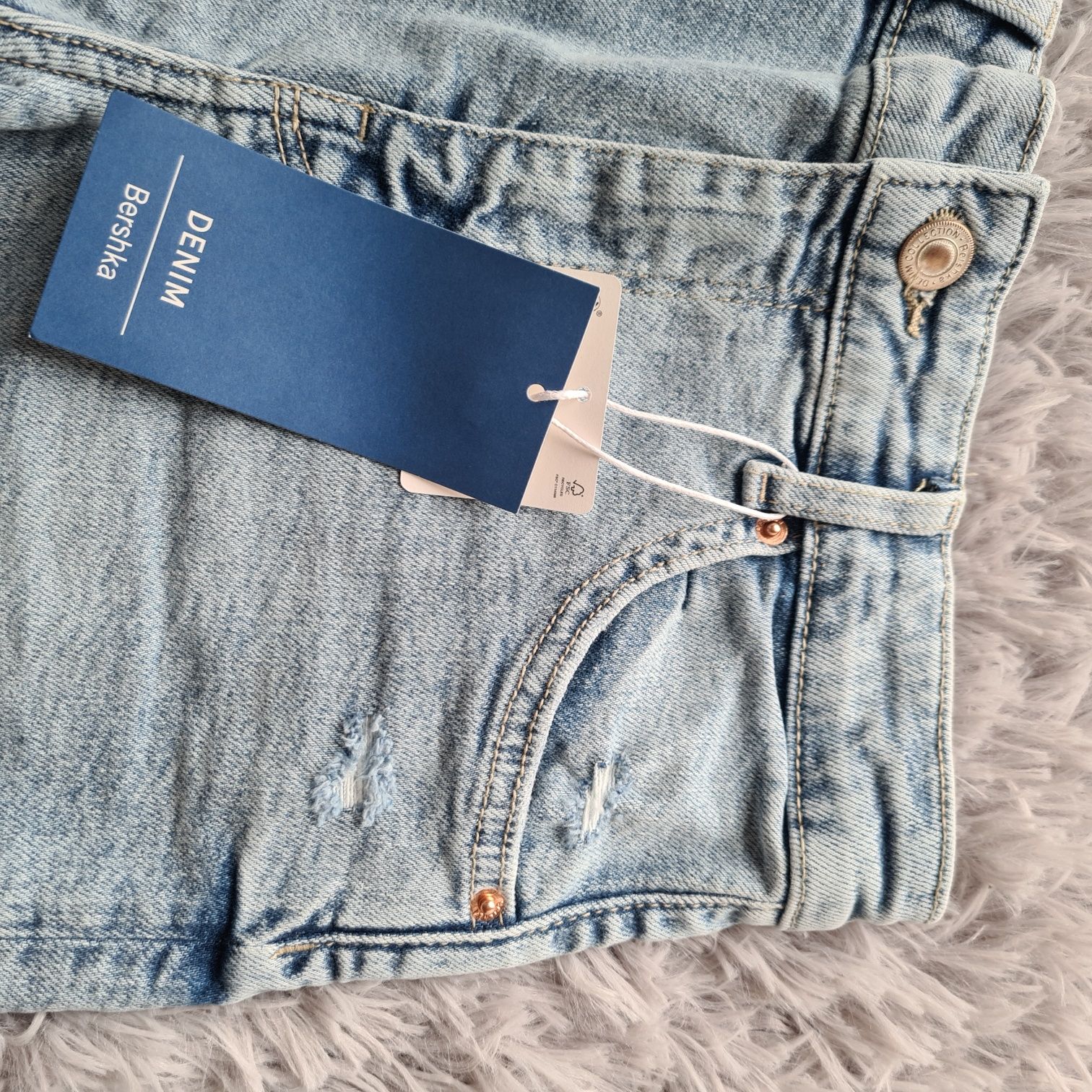 Spodenki Bershka 36 basic szorty jeansowe push-up