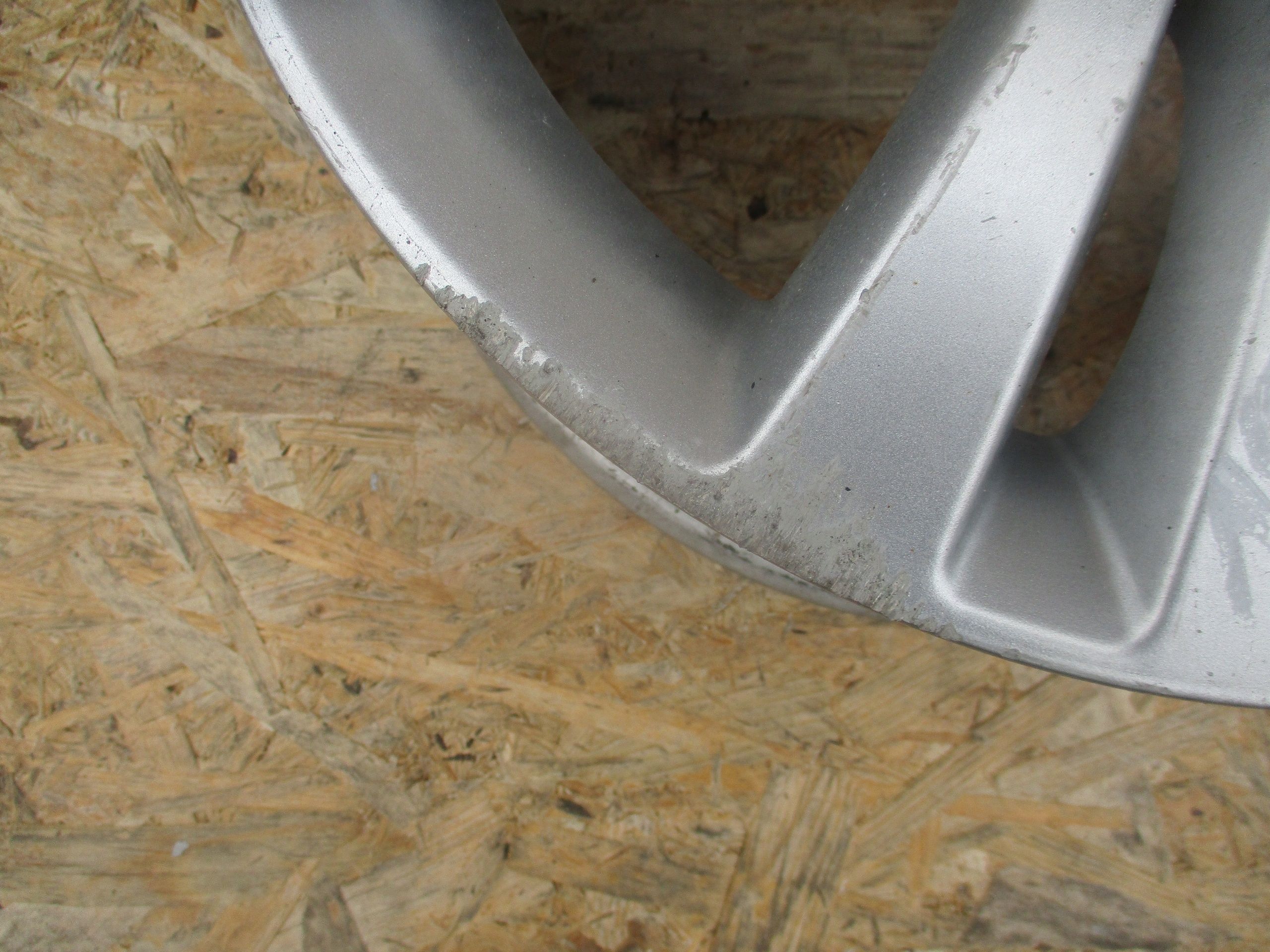 Koła Felgi Opel Corsa d Adam 4x100 6,0 15" ET39