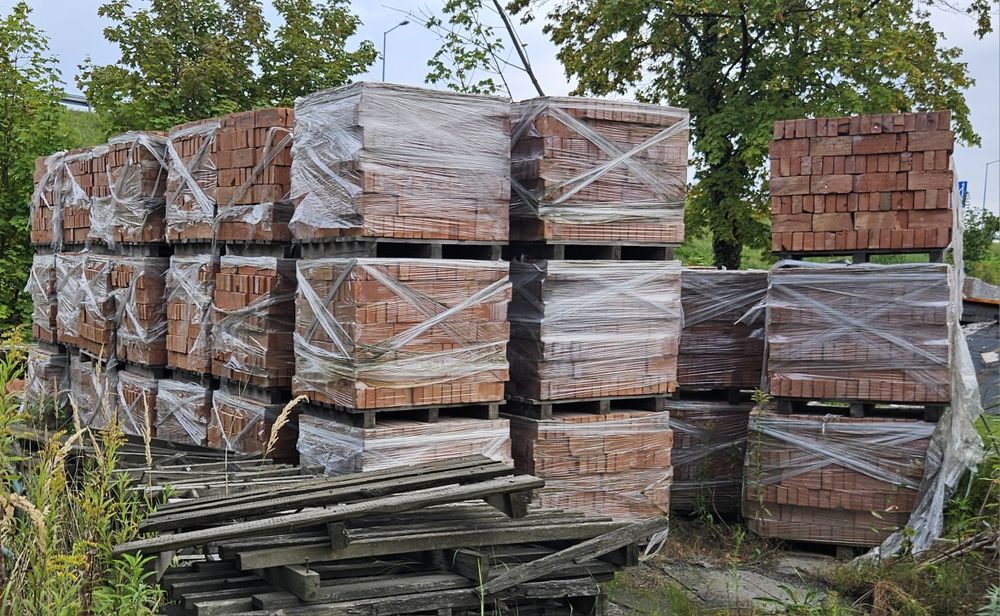 Cegła pełna, dziurawka, k1, pustaki wentylacyje