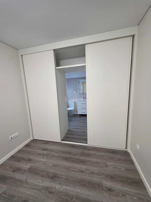 Apartamento T2  100m2 Sesimbra vista de mar .