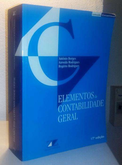 Vendo Vários Livros