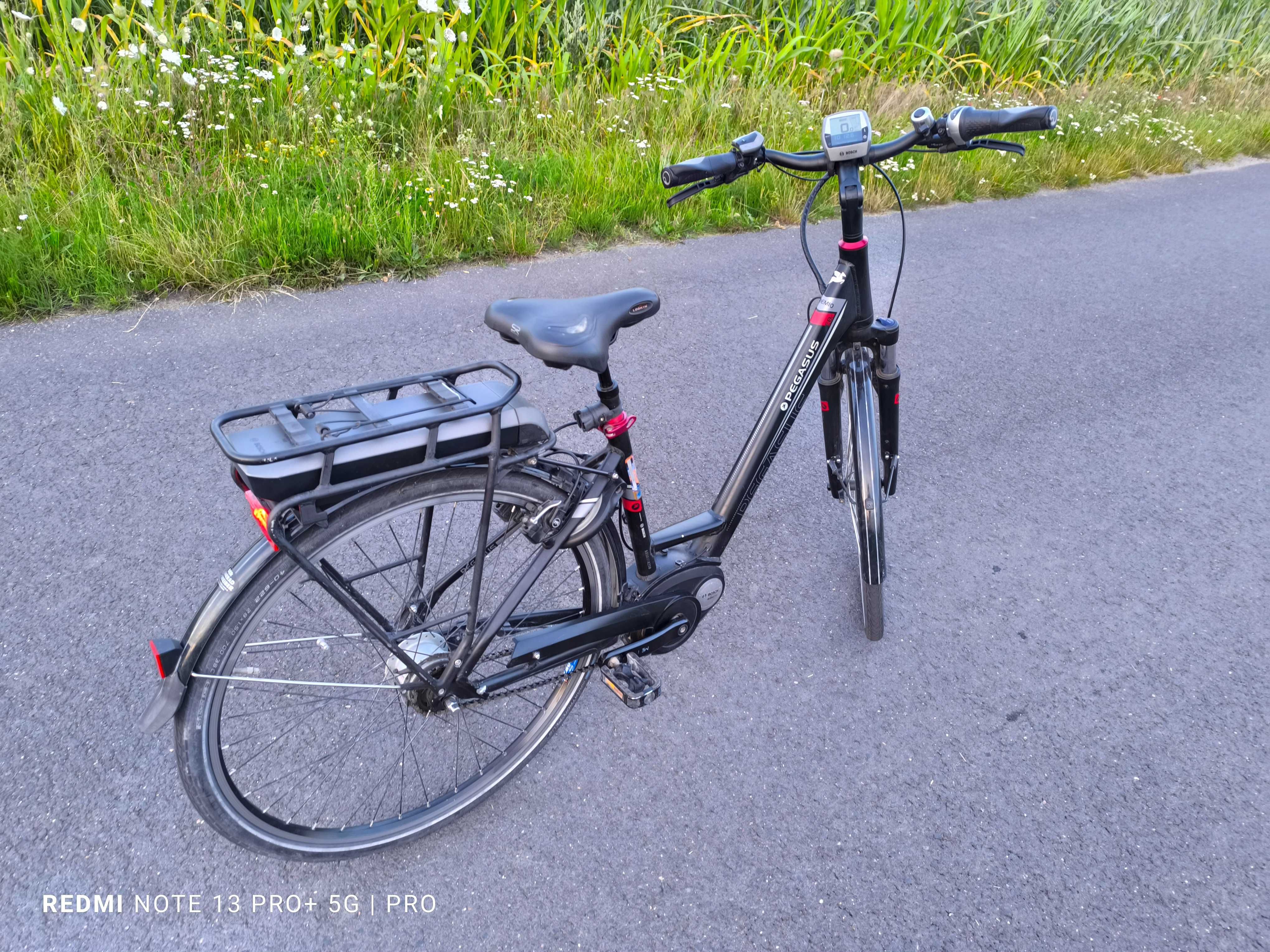Rower elektryczny PEGASUS PREMIO E8r BOSCH z dokumentami 3 kluczyki