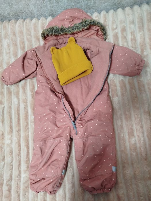 Продам зимовий комбінезон для дівчинки,86