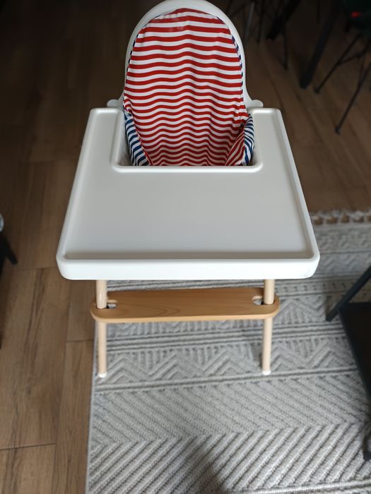 Krzesełko do karmienia Ikea Antilop z podnóżkiem