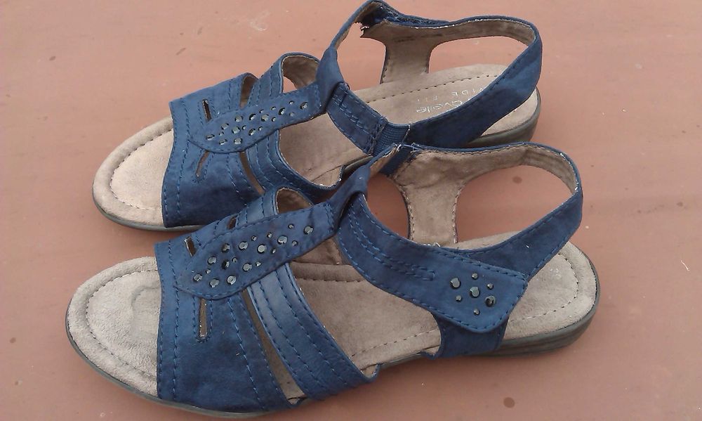 Босоножки сандалии туфли  CARAVELLE