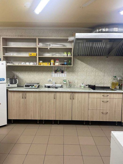 Продаж комерційного приміщення вул.Володимира Великого буд.14