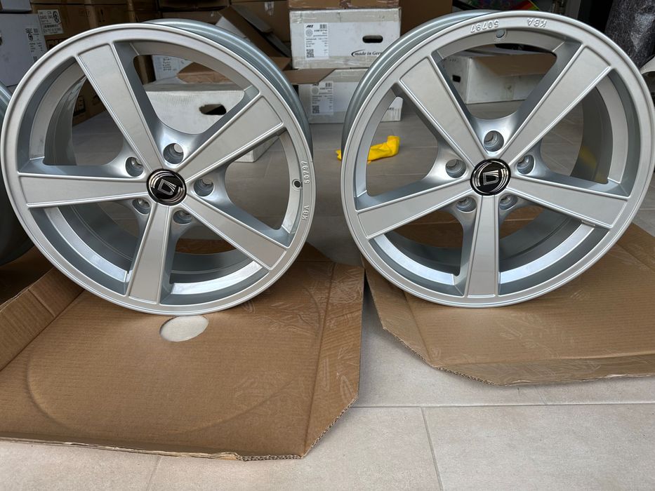 Nowe alufelgi 17 5x112 ET 42 66.6mm Audi VW skoda 7J