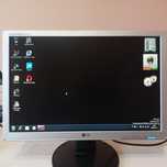 LG Flatron W1942T