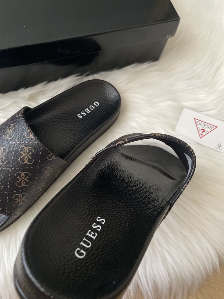 Guess klapki męskie monogram 44