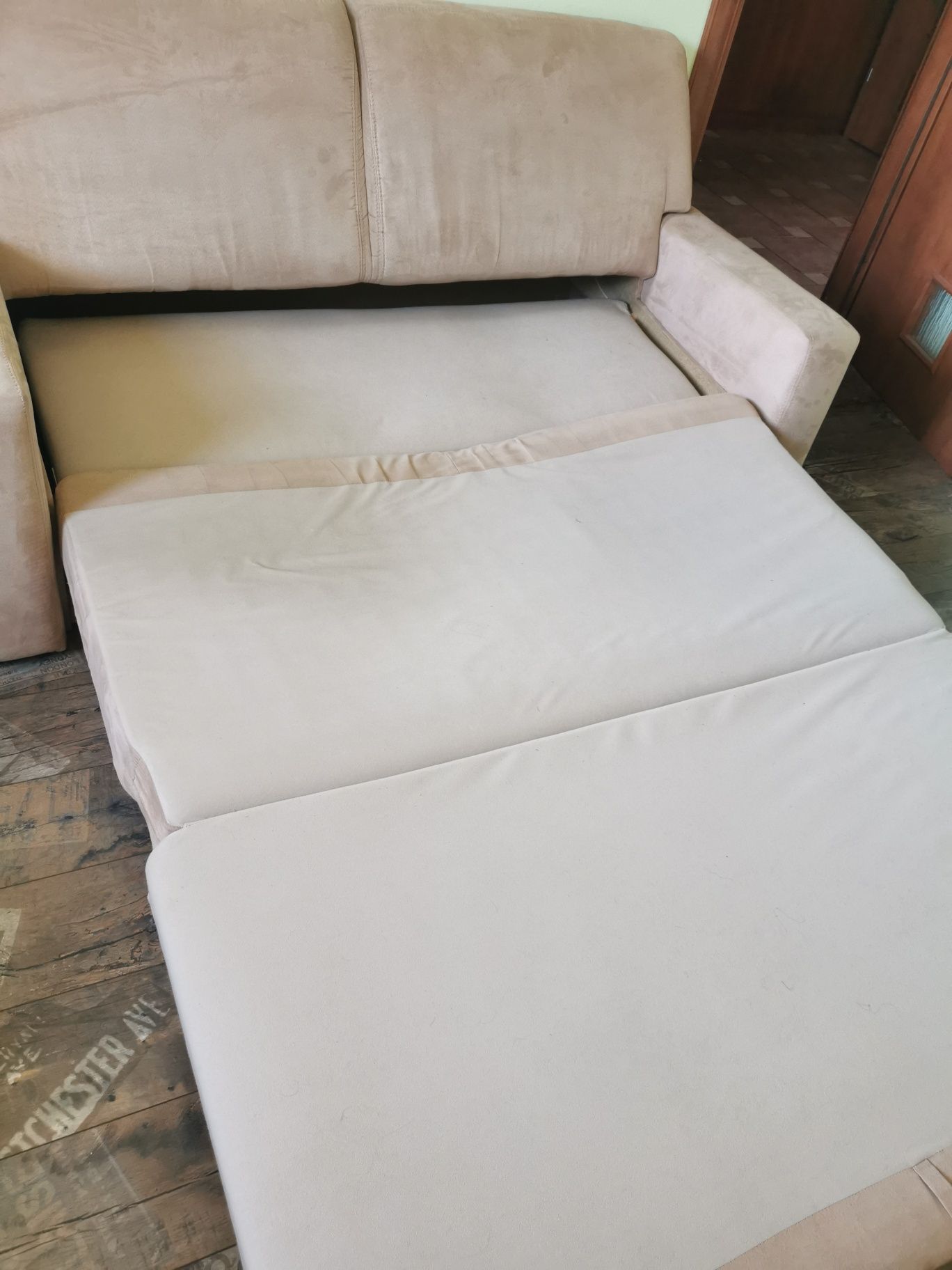 sofa rozkładana  185 szer gł 93