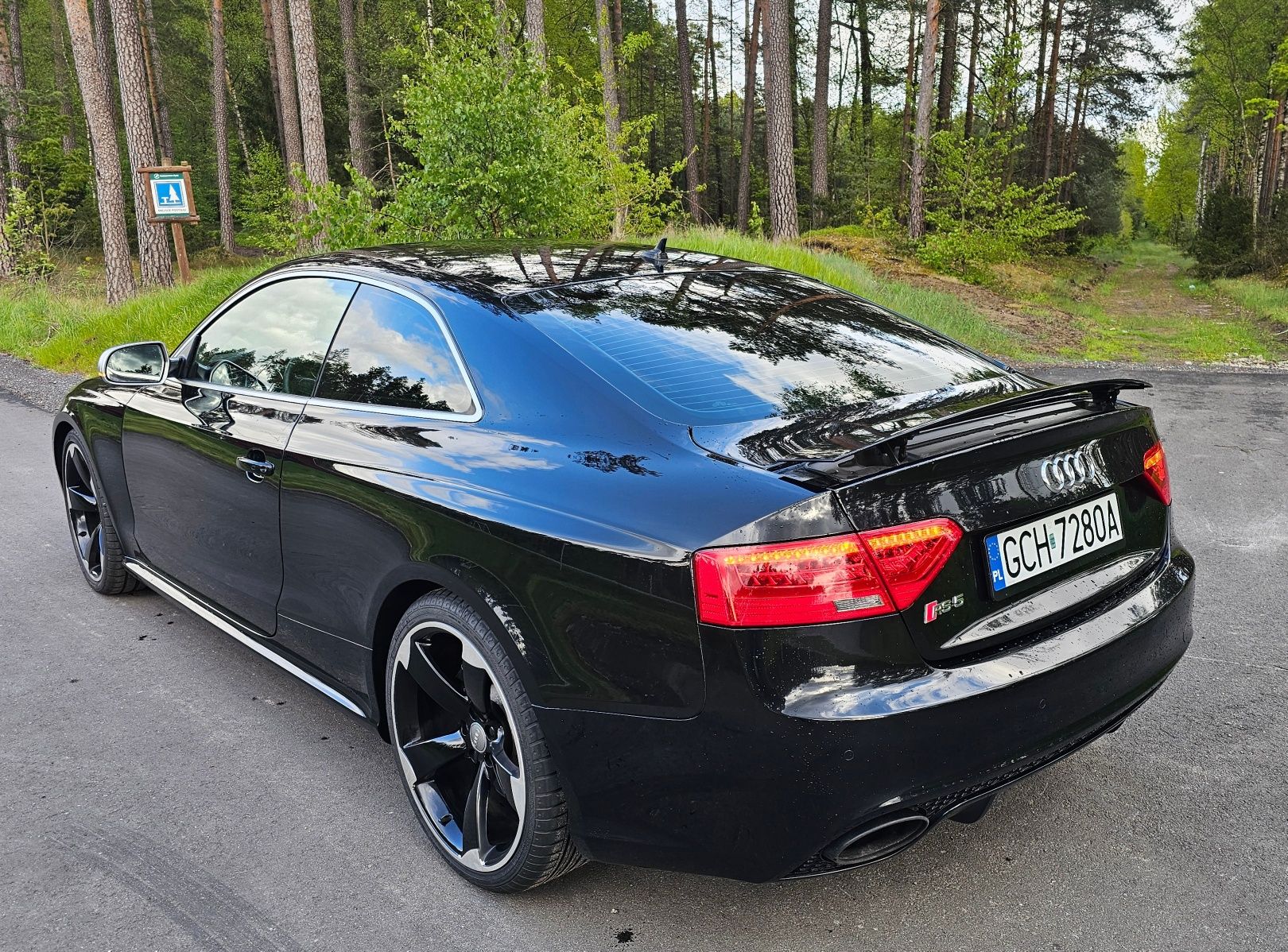 Audi Quattro RS5 4.2 V8 450hp Szwajcaria bezwypadek pełna historia ASO