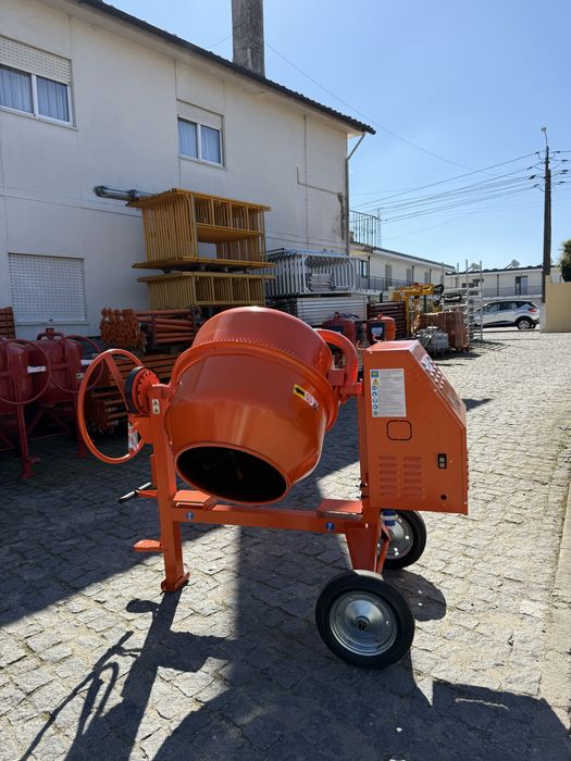 Betoneira Sirl 300lts