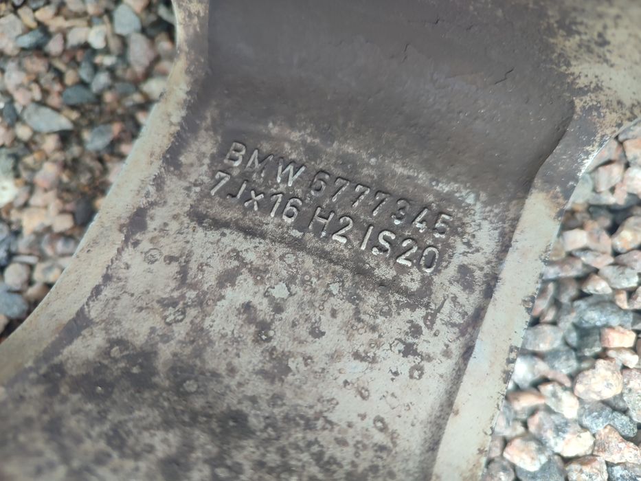 Диски BMW. R-16. 5×120. Dia-72.6.ET-20. J-7