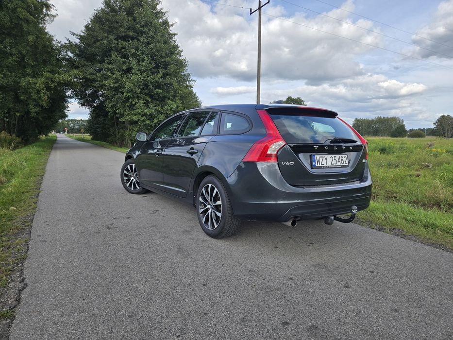 Volvo V60 2.0 D3 150 KM Automat